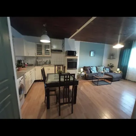 Belle Maison Indépendante 3 à 25 Minutes De Clermont-ferrand * La Monnerie-le Montel